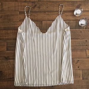 Scalloped stripped tank - Brand New XL